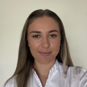 female croydon osteopath