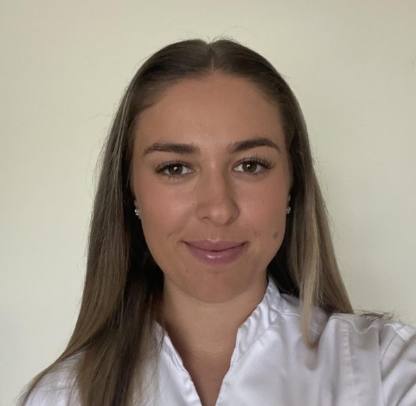 female croydon osteopath